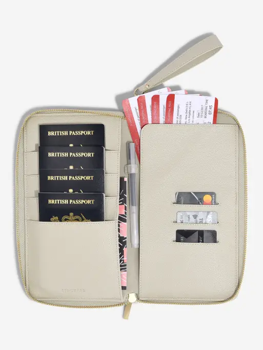 Oatmeal & Linen Family Passport Holder