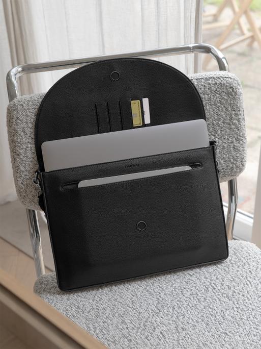 Black Sleek Laptop & Clip on Cable Tidy Set