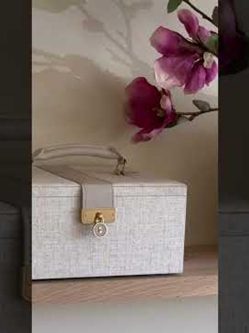 Pebble Grey Luxury Classic Jewellery Box
