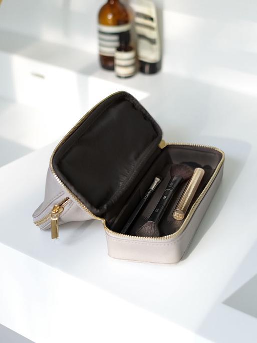 75384 STACKERS TAUPE COSMETIC