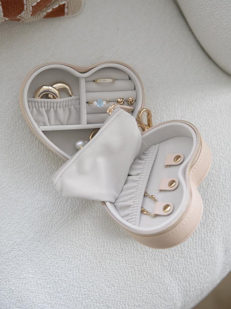 Blush Raffia Heart Jewellery Box
