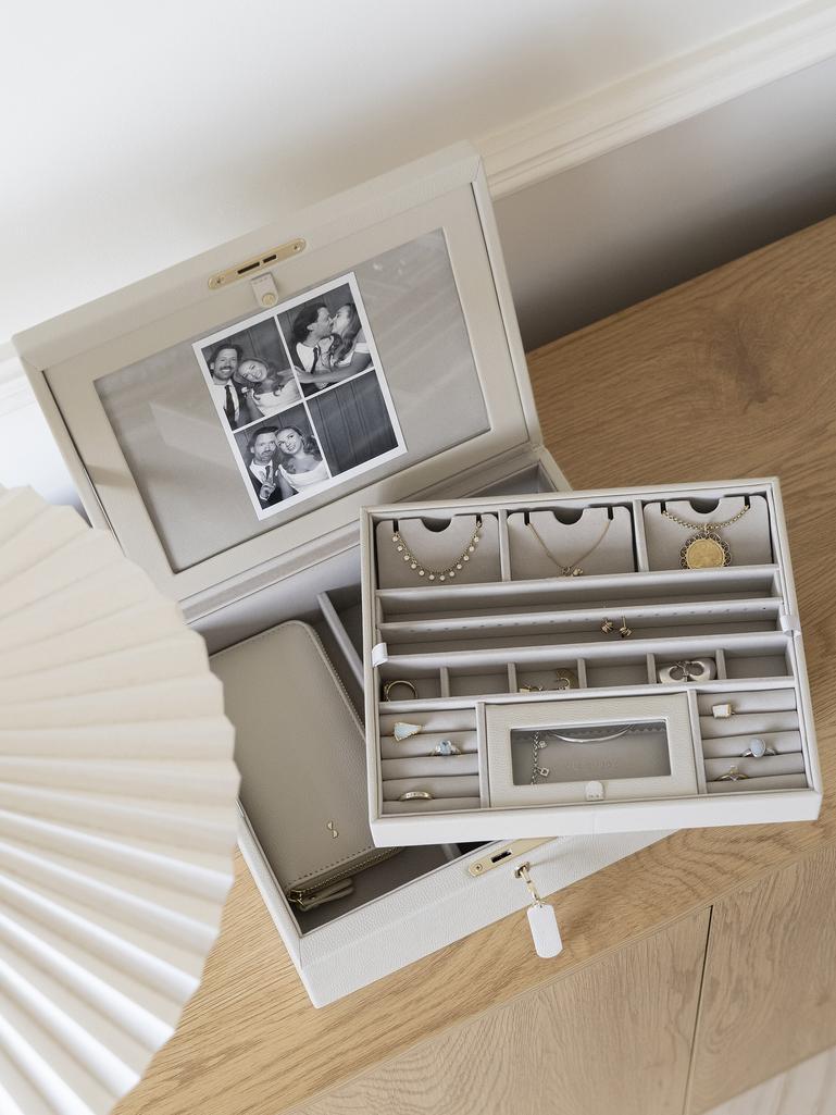 Oatmeal Medium Luxury Photo Jewellery Box