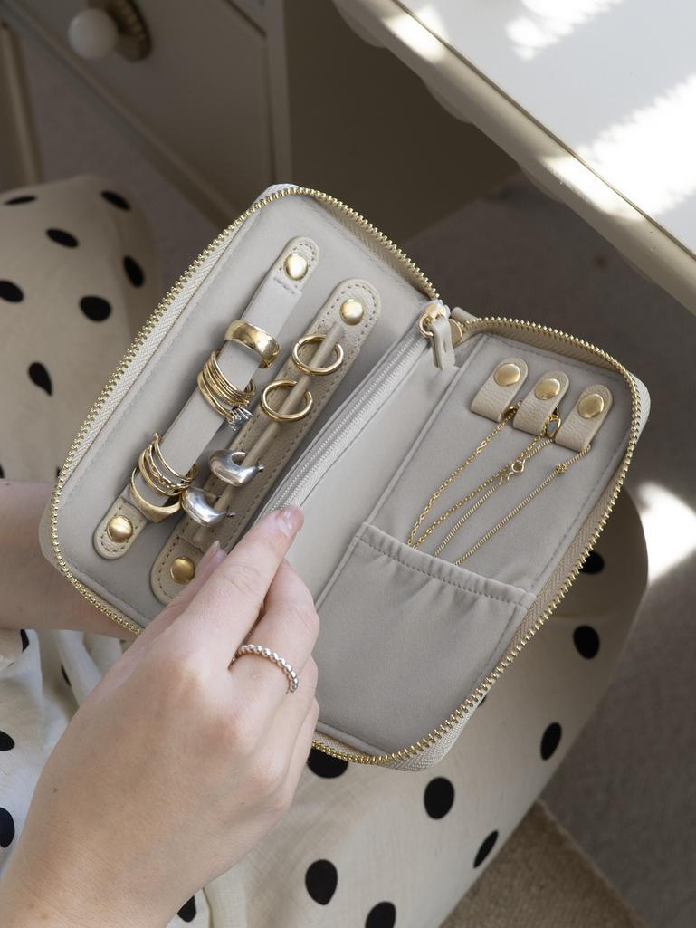 Oatmeal Large Luxury Jewellery Box