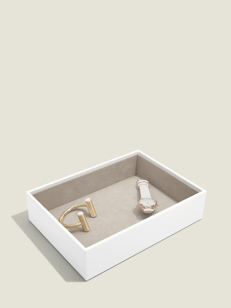 White Classic Chunky Jewellery Layer