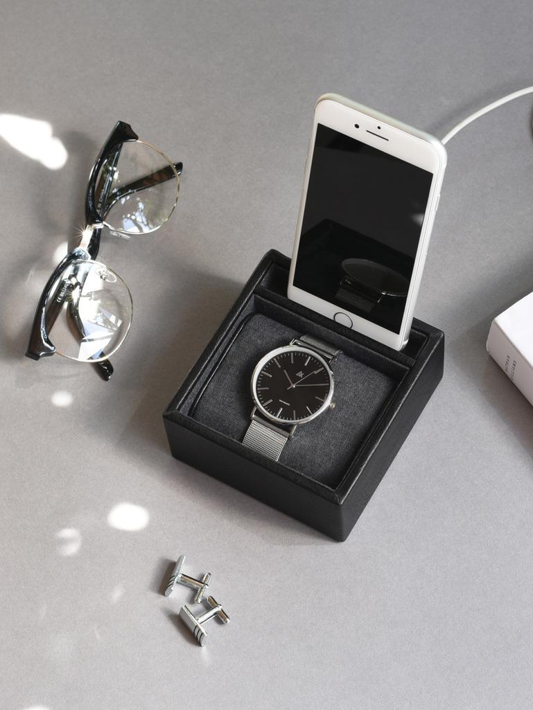 Black Phone Stand