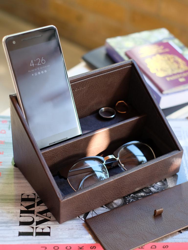 Brown Phone Valet
