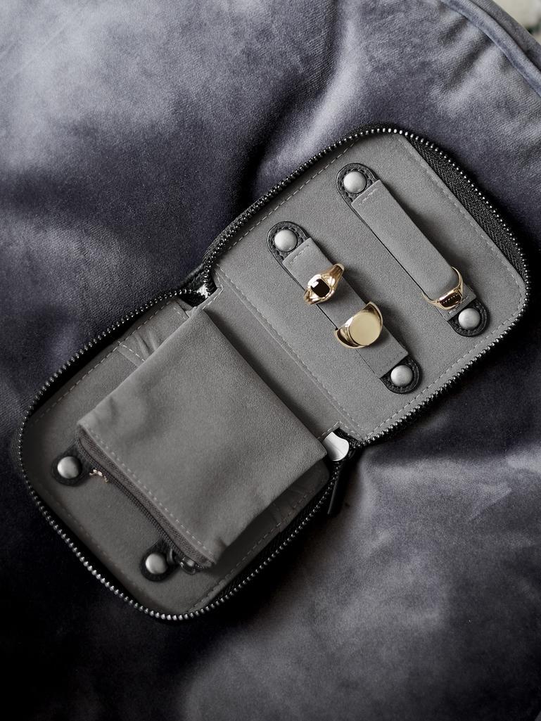 Pebble Black Compact Jewellery Roll