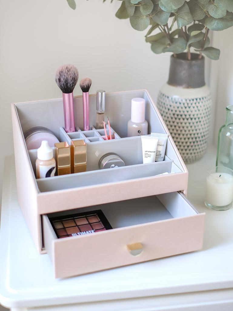 Blush Pink Classic Makeup & Jewellery Set of 3