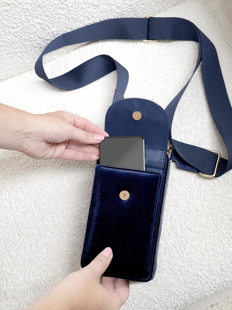 Navy kék crossbody keresztpántos kistáska