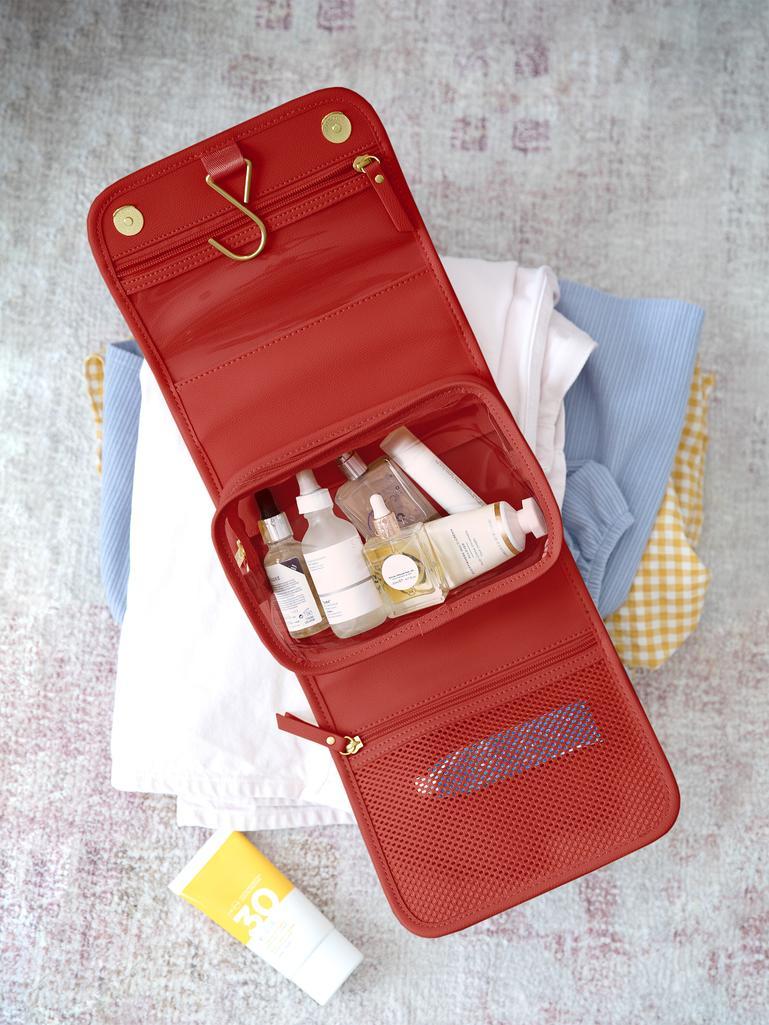 Red Small Hanging Washbag