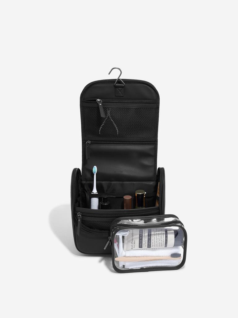 Black Fluted Hanging Washbag