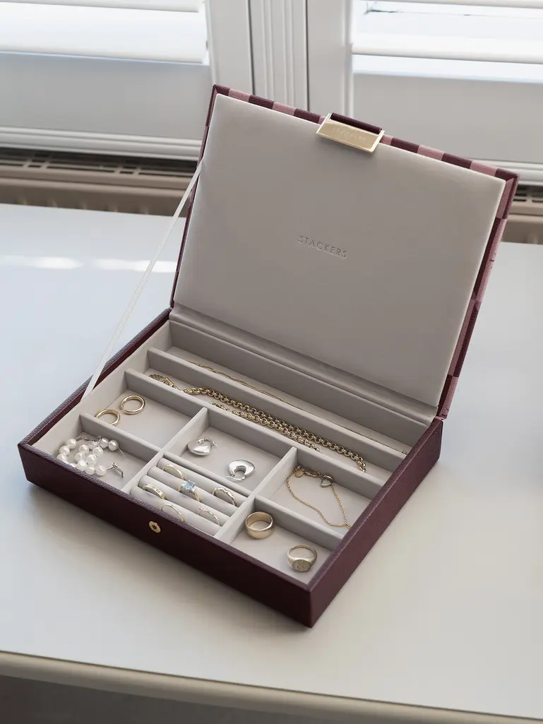 Burgundy Chequered Star Classic Jewellery Box Lid