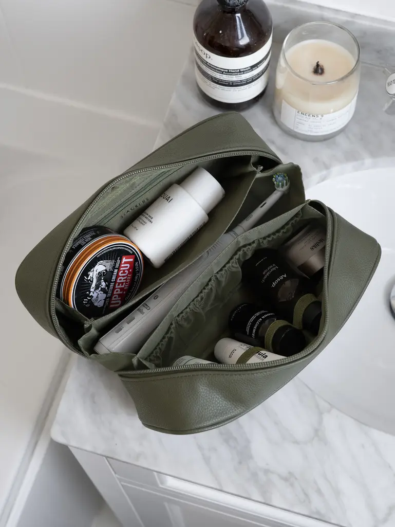 Olive Green Expanding Washbag