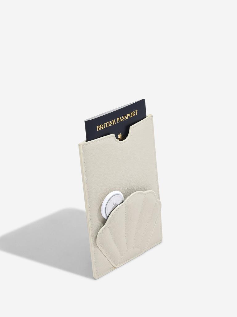 Oatmeal Shell Passport Sleeve