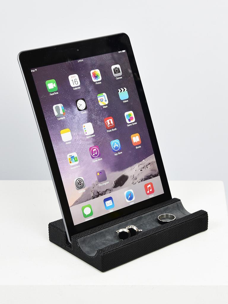 Dulwich Goodwood Black Tech Stand