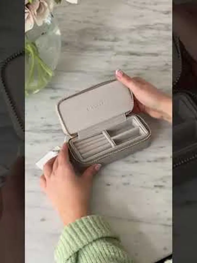 Taupe Medium Zipped Travel Jewellery Box