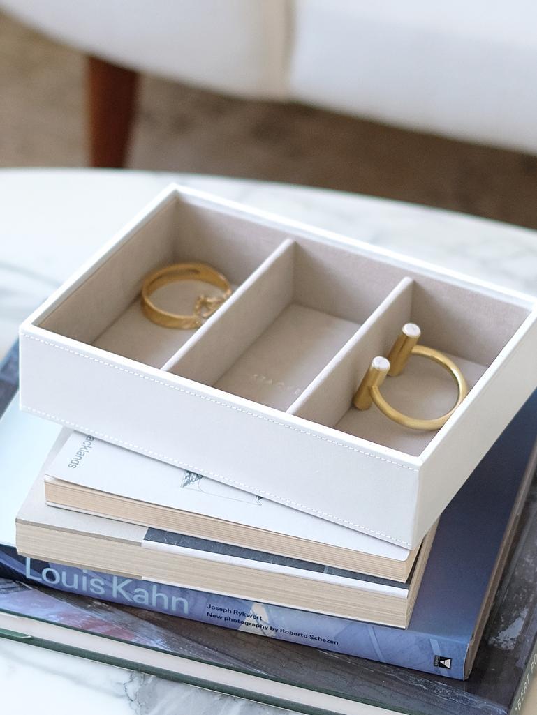 White Classic Watch & Accessory Layer