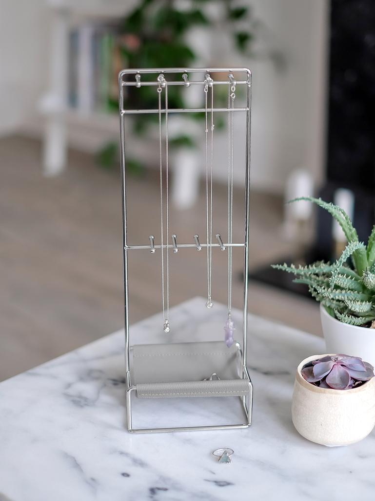Pebble Grey Scoop Jewellery Stand