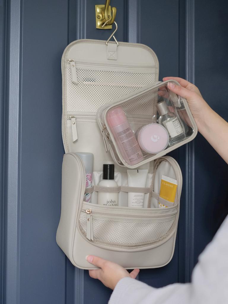 Oatmeal Hanging Washbag