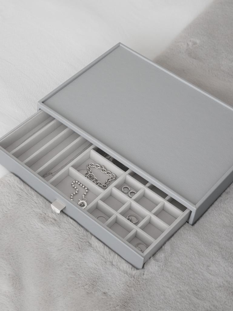Pebble Grey Supersize All In One Jewellery Drawer Layer