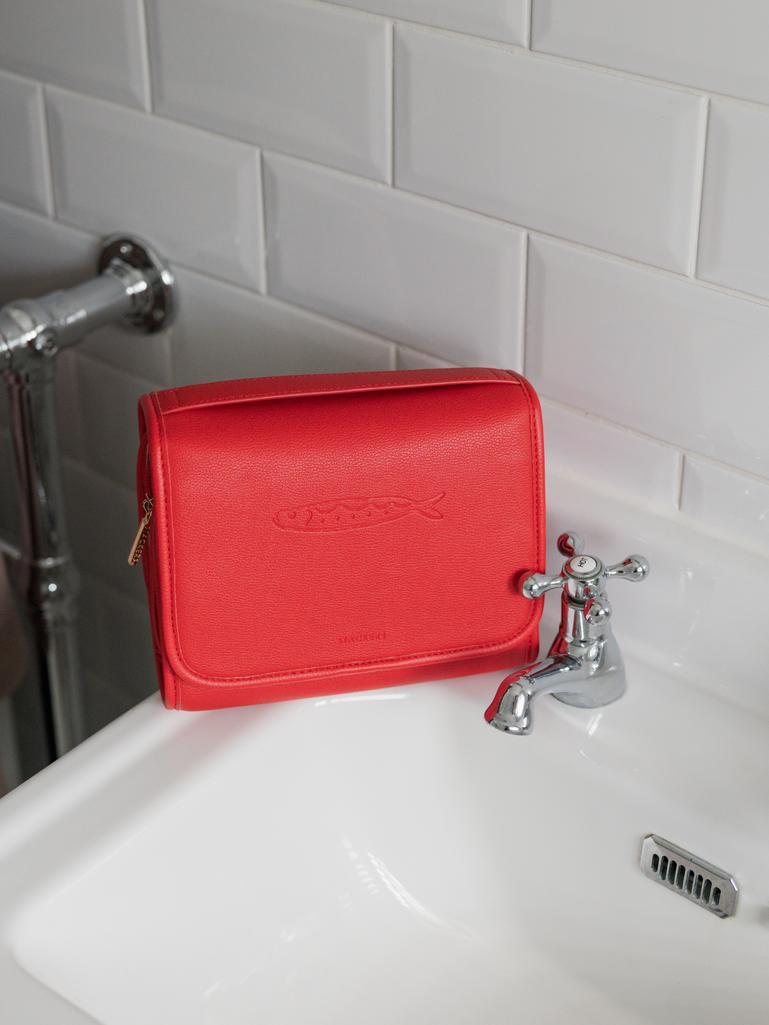 Red Small Hanging Washbag Summer Stamp Edition