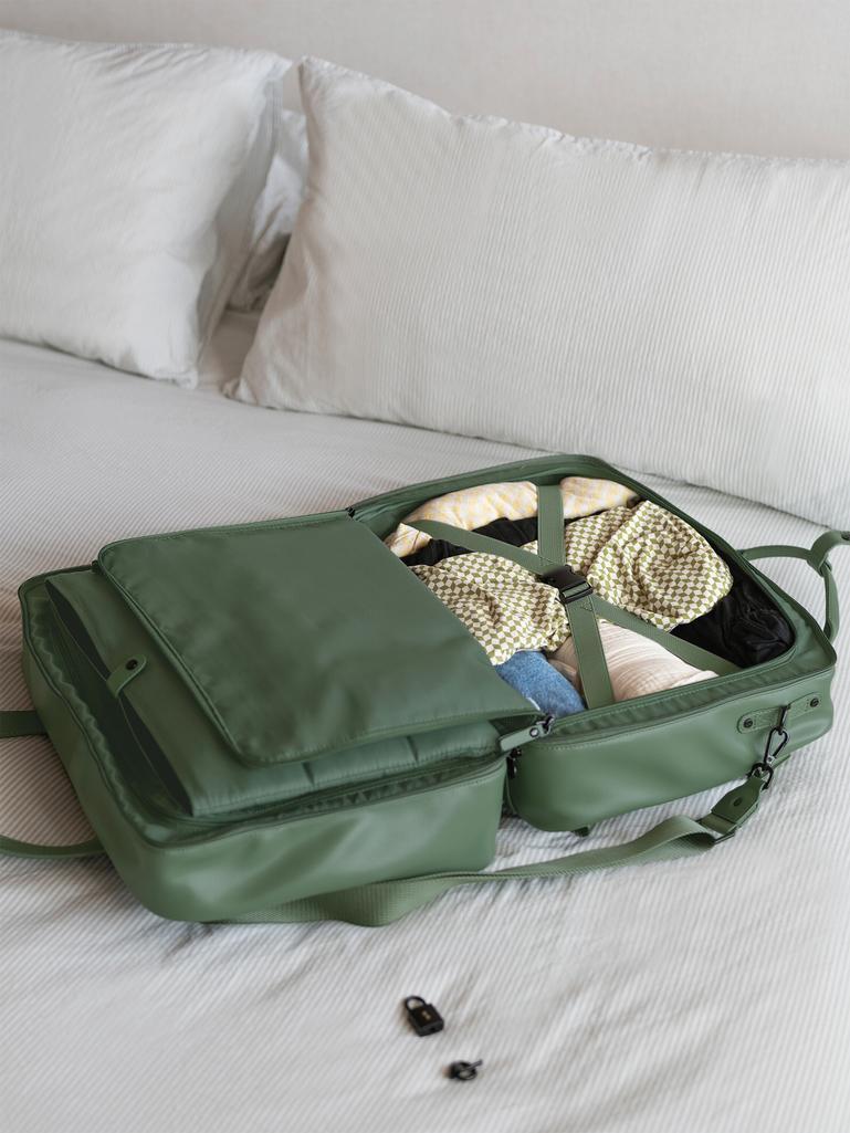 Fern Green Cabin Bag 